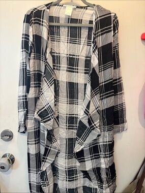 K Jordan Black & White Plaid Open-Front Duster
